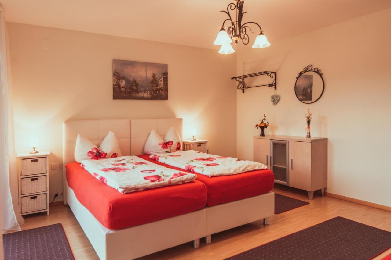 Coraline -Koblach, 6-10 P, 3 Schlafzimmer, Kueche, Riesige Terrasse, Parkplatz, Wifi, Stellplatz Ski Zewnętrze zdjęcie
