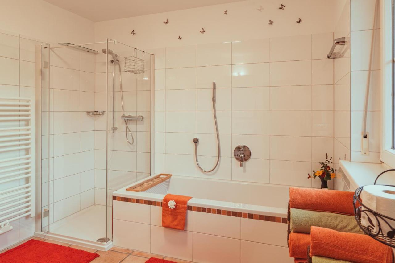 Coraline -Koblach, 6-10 P, 3 Schlafzimmer, Kueche, Riesige Terrasse, Parkplatz, Wifi, Stellplatz Ski Zewnętrze zdjęcie